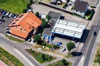 Vue aérienne de Station-service Rheinstraße Aral à Kandel dans le département Rhénanie-Palatinat, Allemagne