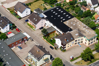 Vue aérienne de Lauterburger Straße avec VÖLKEL-DECO-DOMUS à Kandel dans le département Rhénanie-Palatinat, Allemagne