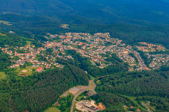 Photographie aérienne de Vue de la ville depuis l'est à Lemberg dans le département Rhénanie-Palatinat, Allemagne