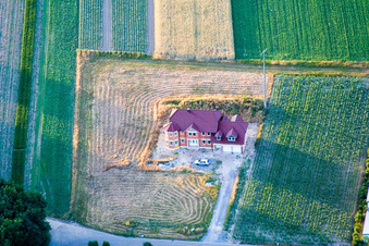Vue aérienne de Zone industrielle, Villa Hinkelstein à Hatzenbühl dans le département Rhénanie-Palatinat, Allemagne