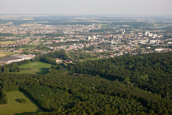 Vue aérienne de Thionville dans le département Moselle, France