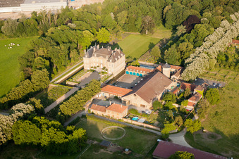 Vue oblique de Château de La Grange à Manom dans le département Moselle, France