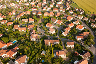 Vue aérienne de Manom dans le département Moselle, France