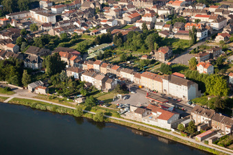 Vue aérienne de Uckange dans le département Moselle, France