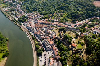 Photographie aérienne de Sierck-les-Bains dans le département Moselle, France