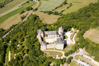 Château Mensberg à Manderen dans le département Moselle, France hors des airs