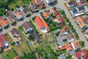 Waldstr à Kandel dans le département Rhénanie-Palatinat, Allemagne d'un drone