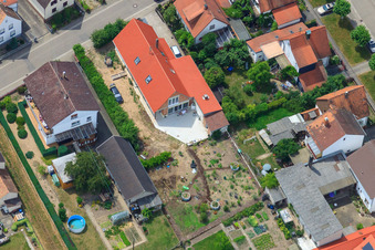 Waldstr à Kandel dans le département Rhénanie-Palatinat, Allemagne vu d'un drone