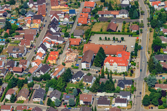 Vue aérienne de Penny, Brahmsstraße, Buchstr à Jockgrim dans le département Rhénanie-Palatinat, Allemagne