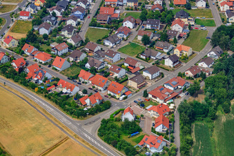 Vue aérienne de Sur la haute rive à le quartier Hardtwald in Neupotz dans le département Rhénanie-Palatinat, Allemagne