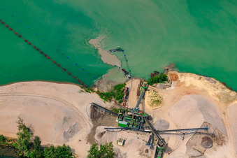 Vue aérienne de Gravière Markus Wolf à Leimersheim dans le département Rhénanie-Palatinat, Allemagne