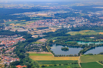 Vue aérienne de Vue de la ville depuis le sud-est à Germersheim dans le département Rhénanie-Palatinat, Allemagne