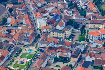 Vue aérienne de Place du Roi à Germersheim dans le département Rhénanie-Palatinat, Allemagne