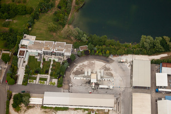 Vue aérienne de Béton armé Schäfer à Vettersee à le quartier Rheinsheim in Philippsburg dans le département Bade-Wurtemberg, Allemagne