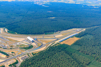 Vue oblique de Hockenheimring. Motodrome à Hockenheim dans le département Bade-Wurtemberg, Allemagne