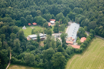 Vue aérienne de Camp de pirates de la forêt à le quartier Rohrbach in Heidelberg dans le département Bade-Wurtemberg, Allemagne