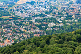 Vue aérienne de Du sud-est à le quartier Alte Stadtgärtnerei in Heidelberg dans le département Bade-Wurtemberg, Allemagne