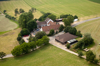 Auberge du Manoir Bierhelderhof à le quartier Rohrbach in Heidelberg dans le département Bade-Wurtemberg, Allemagne hors des airs