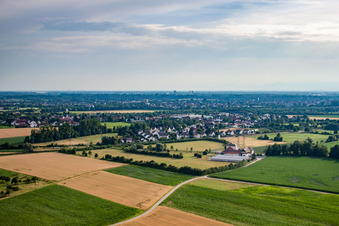Vue aérienne de Du nord à le quartier Neumühl in Kehl dans le département Bade-Wurtemberg, Allemagne