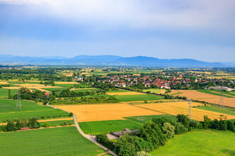 Vue aérienne de Vue du village depuis le nord-ouest à le quartier Kork in Kehl dans le département Bade-Wurtemberg, Allemagne