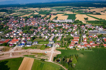 Vue aérienne de Jardin d'enfants évangélique à le quartier Bodersweier in Kehl dans le département Bade-Wurtemberg, Allemagne