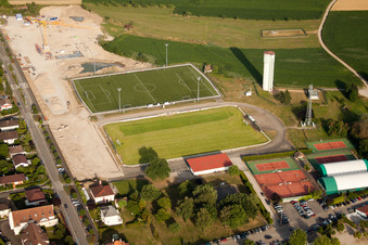 Vue d'oiseau de Gambsheim dans le département Bas Rhin, France