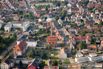 Vue aérienne de Bischwiller dans le département Bas Rhin, France