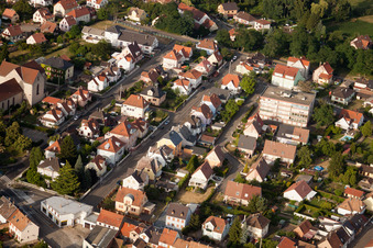 Vue d'oiseau de Bischwiller dans le département Bas Rhin, France