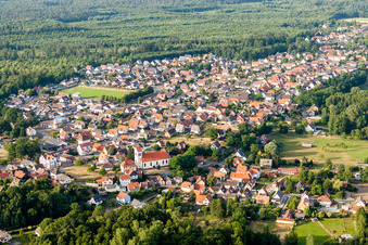Vue oblique de Vue sur le village à Schirrhein dans le département Bas Rhin, France
