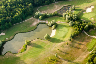 Golf Club Soufflenheim Baden-Baden à Soufflenheim dans le département Bas Rhin, France depuis l'avion
