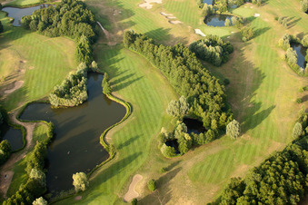 Image drone de Golf Club Soufflenheim Baden-Baden à Soufflenheim dans le département Bas Rhin, France
