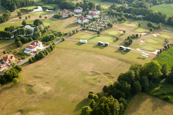 Enregistrement par drone de Golf Club Soufflenheim Baden-Baden à Soufflenheim dans le département Bas Rhin, France