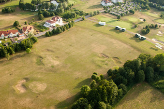 Image drone de Golf Club Soufflenheim Baden-Baden à Soufflenheim dans le département Bas Rhin, France