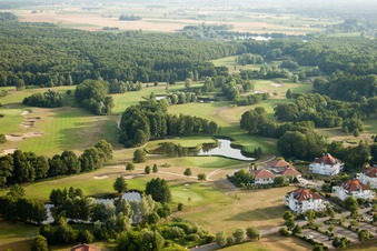 Golf Club Soufflenheim Baden-Baden à Soufflenheim dans le département Bas Rhin, France d'un drone