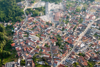 Vue aérienne de Soufflenheim dans le département Bas Rhin, France