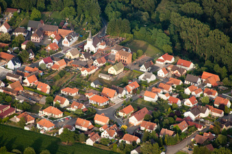Vue aérienne de De l'ouest à Kesseldorf dans le département Bas Rhin, France