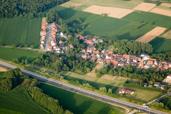 De l'ouest à Kesseldorf dans le département Bas Rhin, France d'en haut
