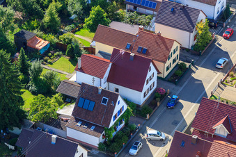 Vue d'oiseau de Waldstr à Kandel dans le département Rhénanie-Palatinat, Allemagne