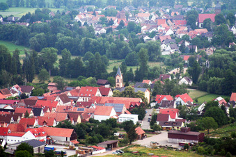 Vue aérienne de Gartenstr à le quartier Mühlhofen in Billigheim-Ingenheim dans le département Rhénanie-Palatinat, Allemagne
