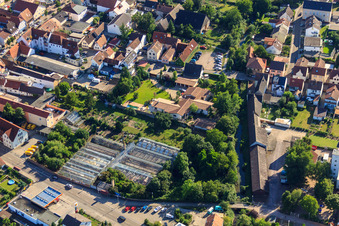 Vue oblique de Serres sur Lindenstr à Rülzheim dans le département Rhénanie-Palatinat, Allemagne