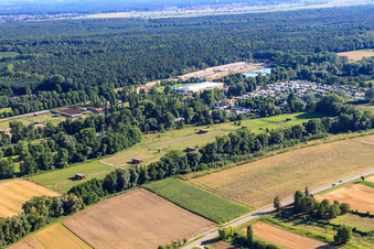 Vue aérienne de Camping à la ferme d'autruches de Mhou à Rülzheim dans le département Rhénanie-Palatinat, Allemagne