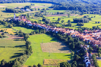 Vue aérienne de Hinterstädel / Ludwigstraße depuis le sud à Jockgrim dans le département Rhénanie-Palatinat, Allemagne