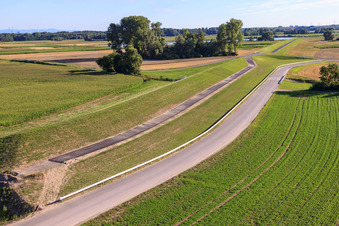 Vue oblique de Chantier de construction du polder à Neupotz à Neupotz dans le département Rhénanie-Palatinat, Allemagne
