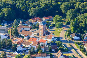 Vue aérienne de Ludovici-Hochhaus, Bruchstraße Maximilianstr à Jockgrim dans le département Rhénanie-Palatinat, Allemagne