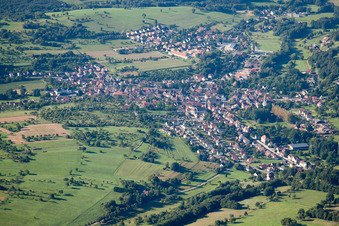 Image drone de Lembach dans le département Bas Rhin, France
