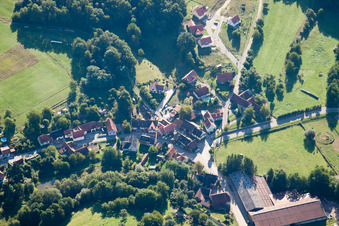 Enregistrement par drone de Wingen dans le département Bas Rhin, France