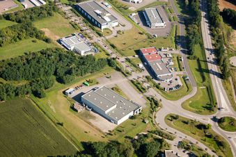 Vue aérienne de DBK EURL à le quartier Altenstadt in Wissembourg dans le département Bas Rhin, France