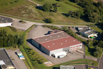 Vue aérienne de Walter Epices à le quartier Altenstadt in Wissembourg dans le département Bas Rhin, France