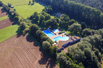 Vue aérienne de Piscine extérieure Steinfeld à Steinfeld dans le département Rhénanie-Palatinat, Allemagne