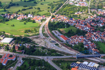 Vue aérienne de Nouveau passage souterrain ferroviaire Ottstr à Wörth am Rhein dans le département Rhénanie-Palatinat, Allemagne